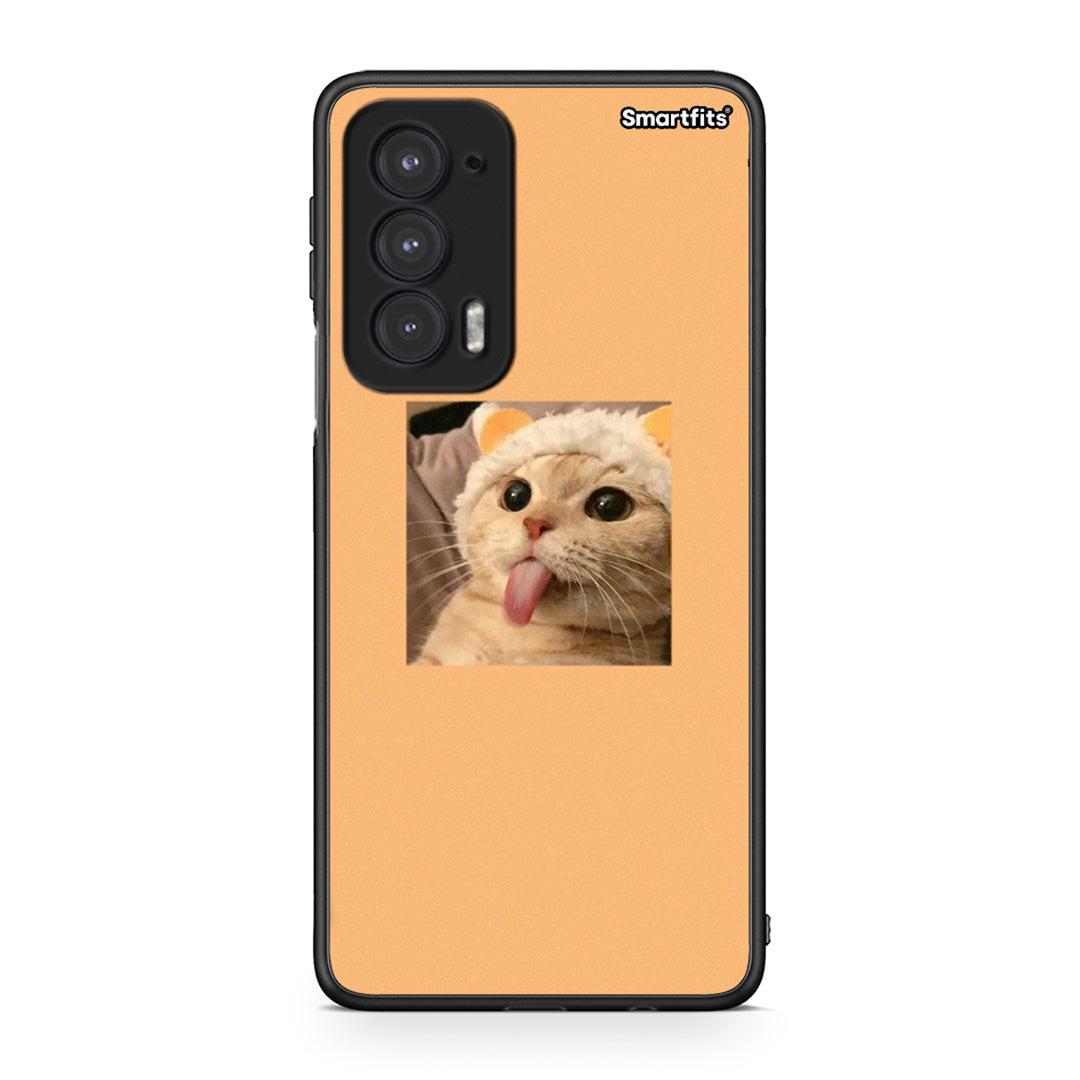 Motorola Edge 20 5G Cat Tongue θήκη από τη Smartfits με σχέδιο στο πίσω μέρος και μαύρο περίβλημα | Smartphone case with colorful back and black bezels by Smartfits