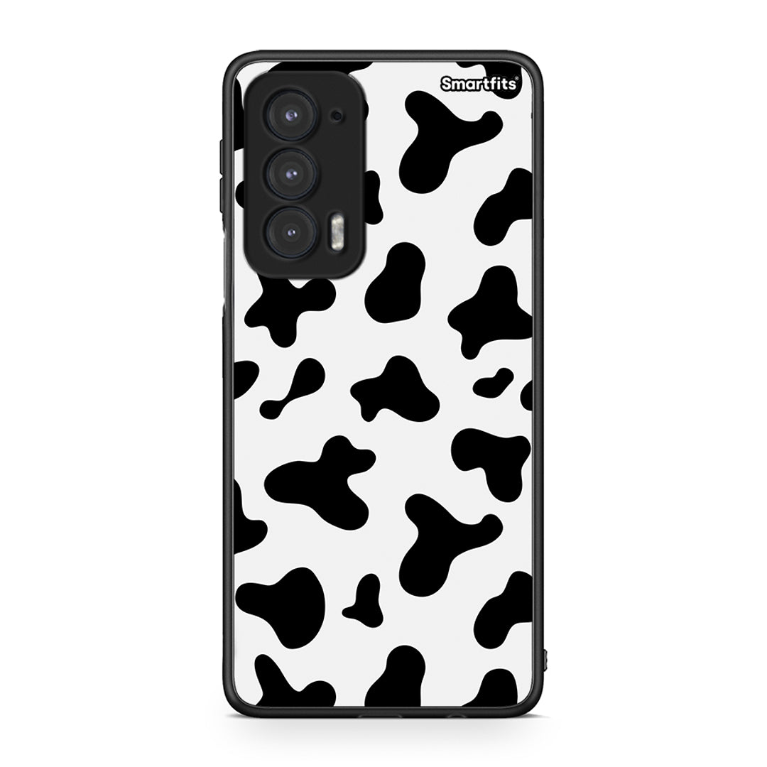 Motorola Edge 20 5G Cow Print θήκη από τη Smartfits με σχέδιο στο πίσω μέρος και μαύρο περίβλημα | Smartphone case with colorful back and black bezels by Smartfits