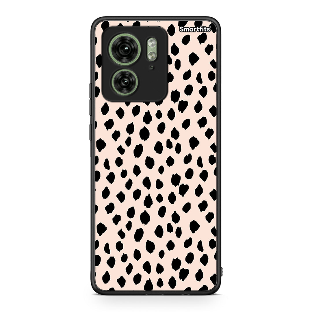 Motorola Edge 40 5G New Polka Dots θήκη από τη Smartfits με σχέδιο στο πίσω μέρος και μαύρο περίβλημα | Smartphone case with colorful back and black bezels by Smartfits