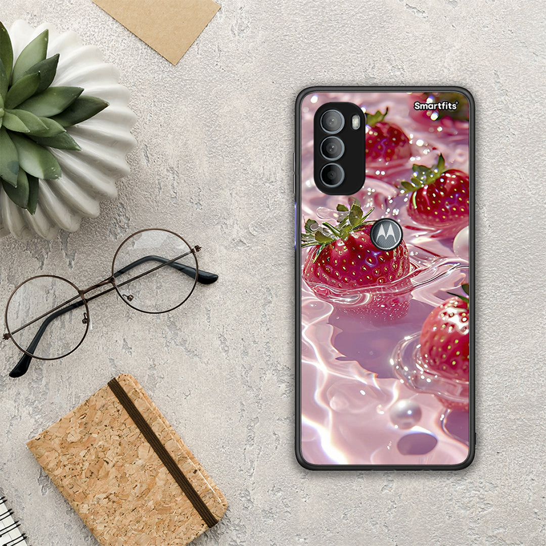 Juicy Strawberries - Motorola Moto G31 θήκη