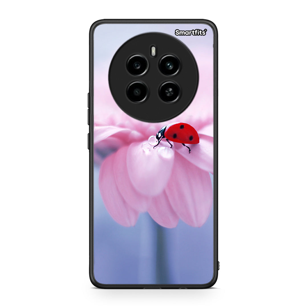 Realme 12 4G / 12+ / 13 4G Ladybug Flower θήκη από τη Smartfits με σχέδιο στο πίσω μέρος και μαύρο περίβλημα | Smartphone case with colorful back and black bezels by Smartfits