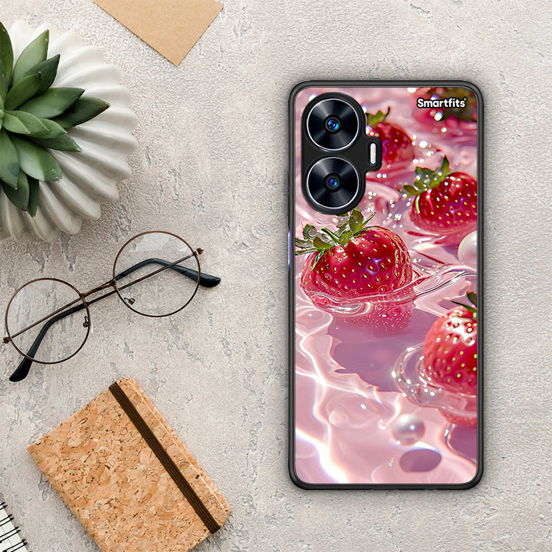 Θήκη Realme C55 Dual Juicy Strawberries από τη Smartfits με σχέδιο στο πίσω μέρος και μαύρο περίβλημα | Realme C55 Dual Juicy Strawberries Case with Colorful Back and Black Bezels