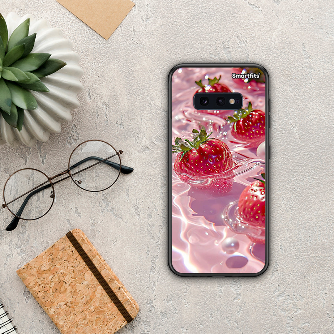 Juicy Strawberries - Samsung Galaxy S10E case