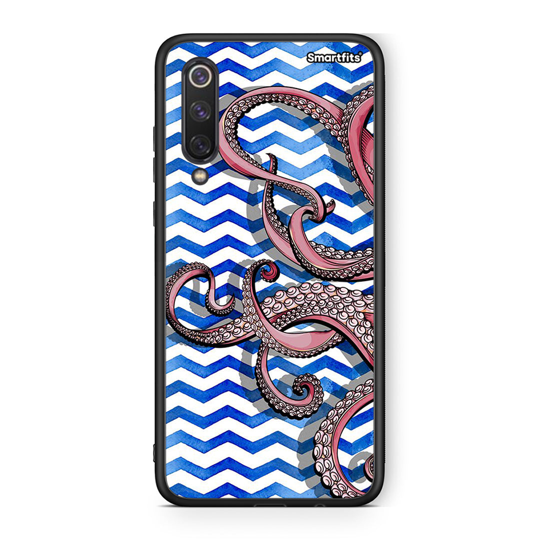 Xiaomi Mi 9 SE Chevron Devilfish θήκη από τη Smartfits με σχέδιο στο πίσω μέρος και μαύρο περίβλημα | Smartphone case with colorful back and black bezels by Smartfits