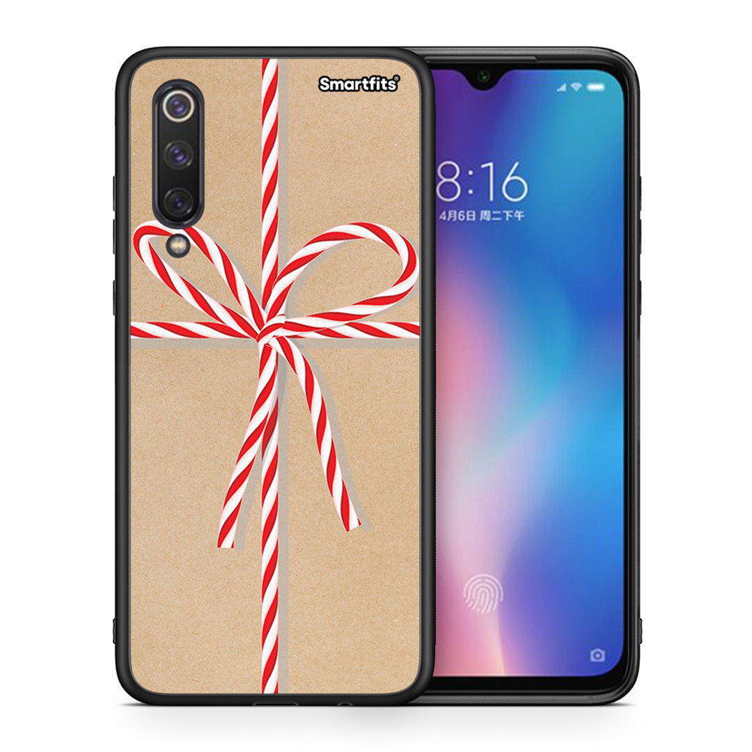 Θήκη Xiaomi Mi 9 SE Christmas Gift από τη Smartfits με σχέδιο στο πίσω μέρος και μαύρο περίβλημα | Xiaomi Mi 9 SE Christmas Gift case with colorful back and black bezels