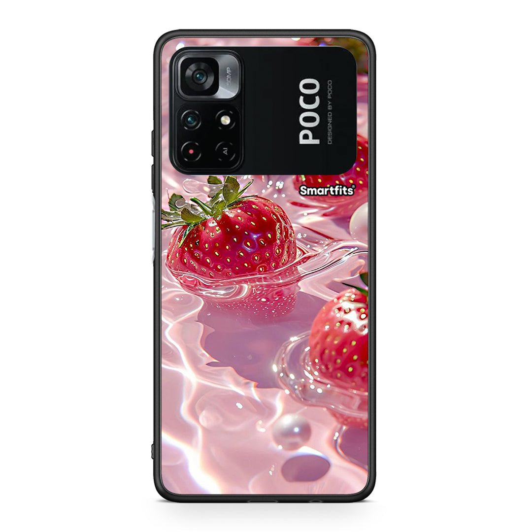 Xiaomi Poco M4 Pro 4G Juicy Strawberries θήκη από τη Smartfits με σχέδιο στο πίσω μέρος και μαύρο περίβλημα | Smartphone case with colorful back and black bezels by Smartfits