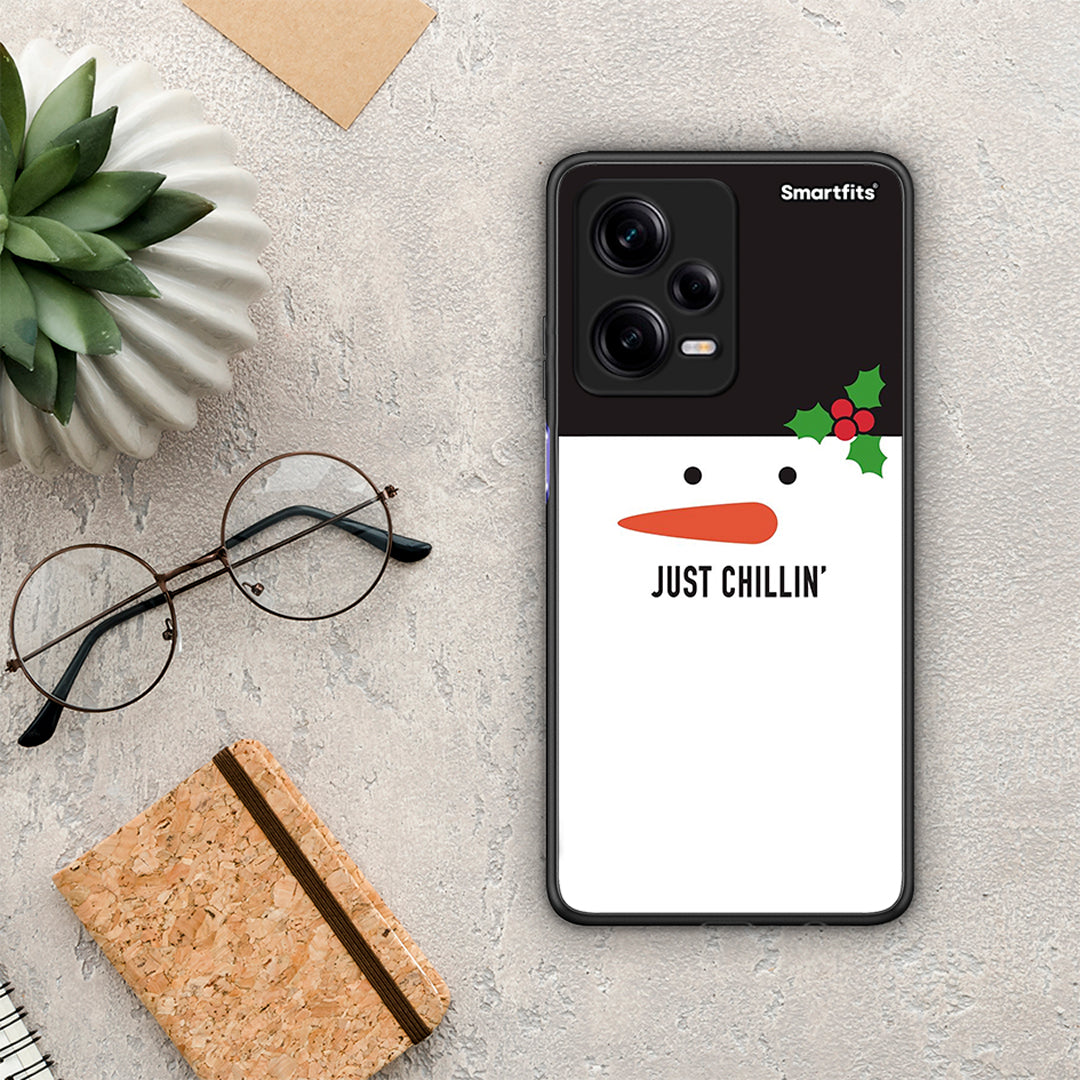 Θήκη Xiaomi Redmi Note 12 Pro 5G Christmas Chillin από τη Smartfits με σχέδιο στο πίσω μέρος και μαύρο περίβλημα | Xiaomi Redmi Note 12 Pro 5G Christmas Chillin Case with Colorful Back and Black Bezels