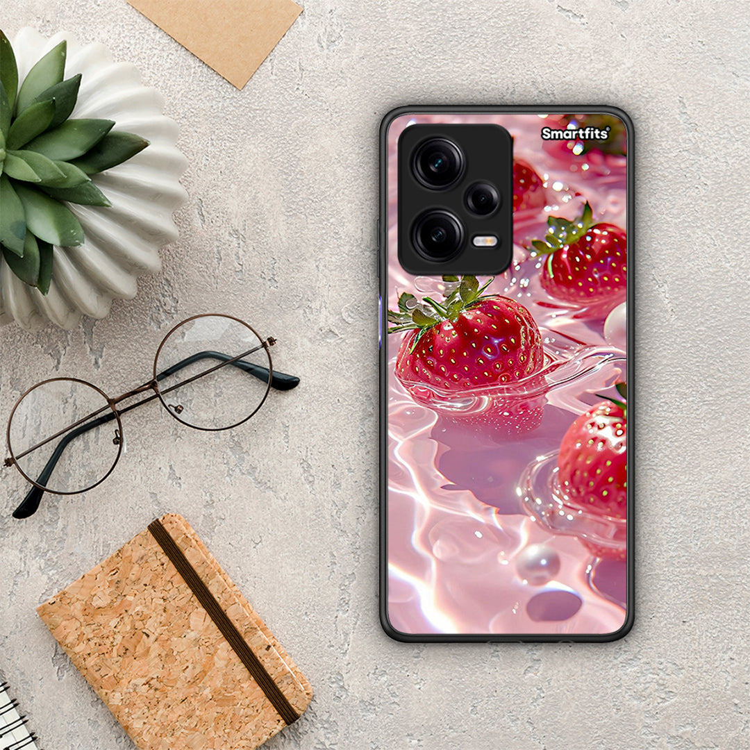 Θήκη Xiaomi Redmi Note 12 Pro 5G Juicy Strawberries από τη Smartfits με σχέδιο στο πίσω μέρος και μαύρο περίβλημα | Xiaomi Redmi Note 12 Pro 5G Juicy Strawberries Case with Colorful Back and Black Bezels