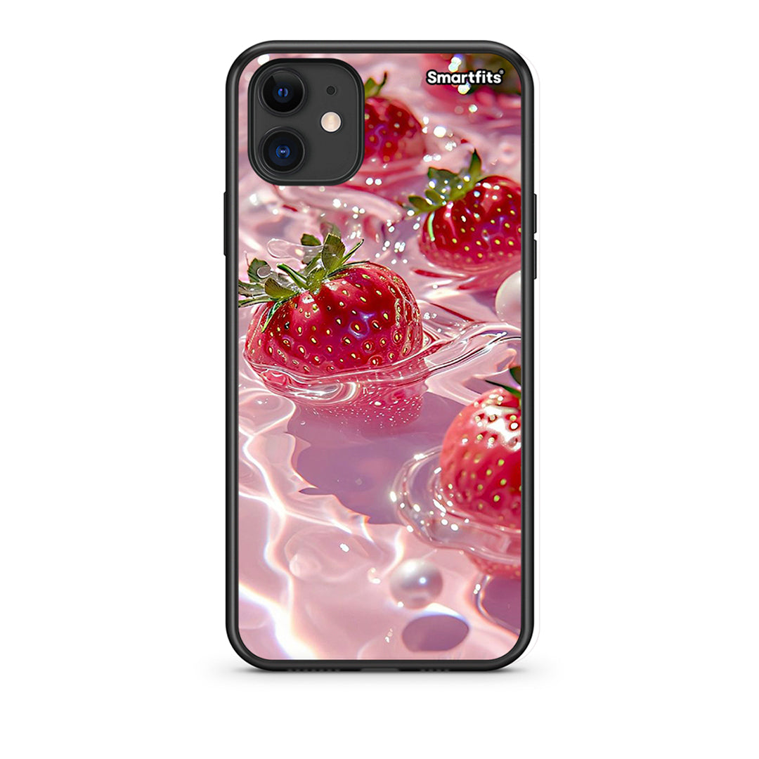 iPhone 11 Juicy Strawberries Θήκη από τη Smartfits με σχέδιο στο πίσω μέρος και μαύρο περίβλημα | Smartphone case with colorful back and black bezels by Smartfits