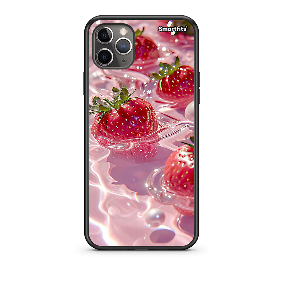 iPhone 11 Pro Max Juicy Strawberries Θήκη από τη Smartfits με σχέδιο στο πίσω μέρος και μαύρο περίβλημα | Smartphone case with colorful back and black bezels by Smartfits