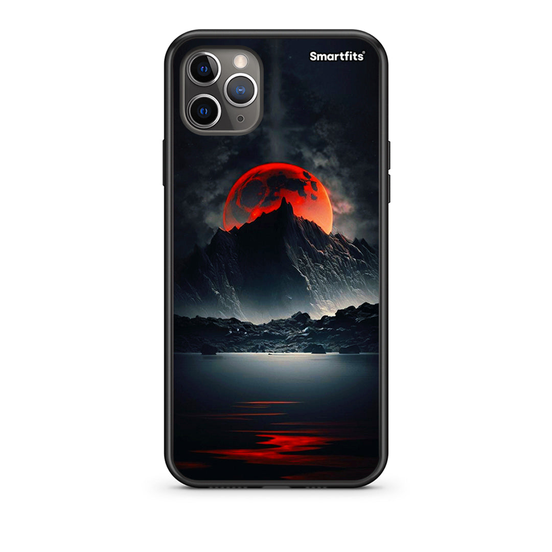 iPhone 11 Pro Max Red Full Moon Θήκη από τη Smartfits με σχέδιο στο πίσω μέρος και μαύρο περίβλημα | Smartphone case with colorful back and black bezels by Smartfits