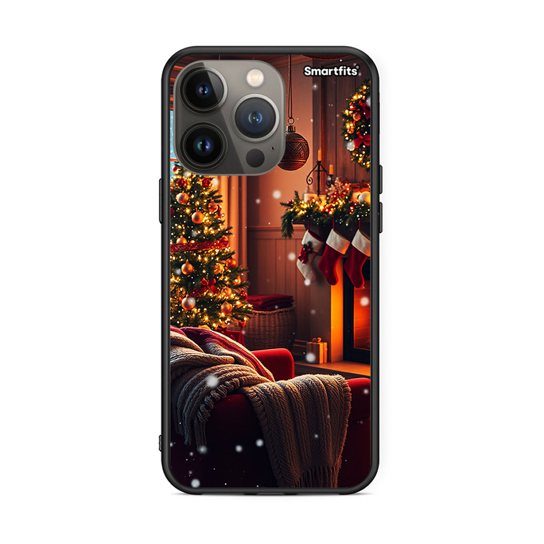 iPhone 13 Pro Max Home For Christmas θήκη από τη Smartfits με σχέδιο στο πίσω μέρος και μαύρο περίβλημα | Smartphone case with colorful back and black bezels by Smartfits