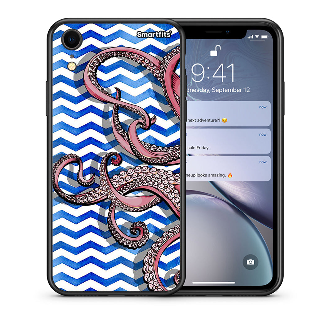 Θήκη iPhone XR Chevron Devilfish από τη Smartfits με σχέδιο στο πίσω μέρος και μαύρο περίβλημα | iPhone XR Chevron Devilfish case with colorful back and black bezels