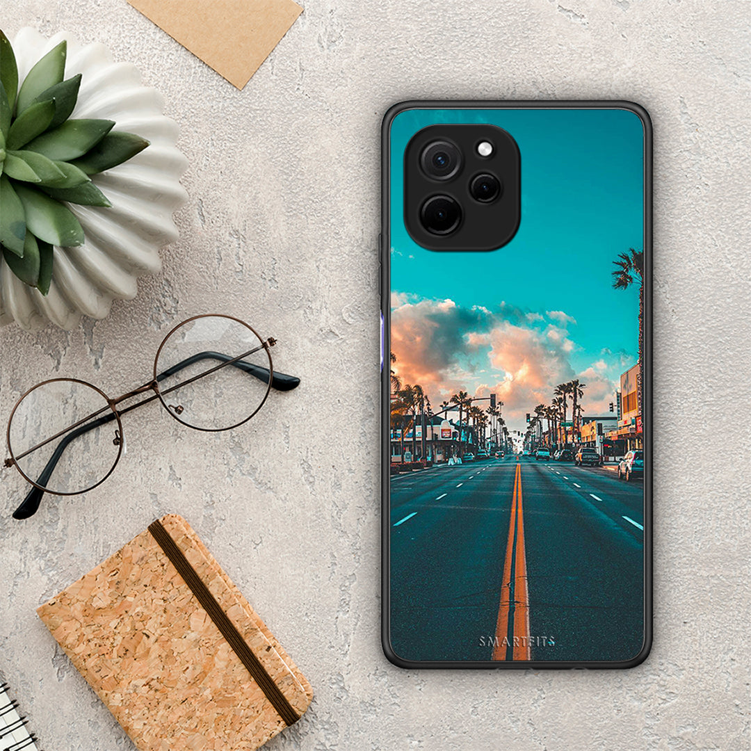 Θήκη Huawei Nova Y61 Landscape City από τη Smartfits με σχέδιο στο πίσω μέρος και μαύρο περίβλημα | Huawei Nova Y61 Landscape City Case with Colorful Back and Black Bezels