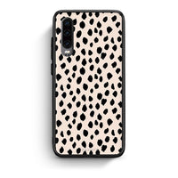 Thumbnail for Huawei P30 New Polka Dots θήκη από τη Smartfits με σχέδιο στο πίσω μέρος και μαύρο περίβλημα | Smartphone case with colorful back and black bezels by Smartfits
