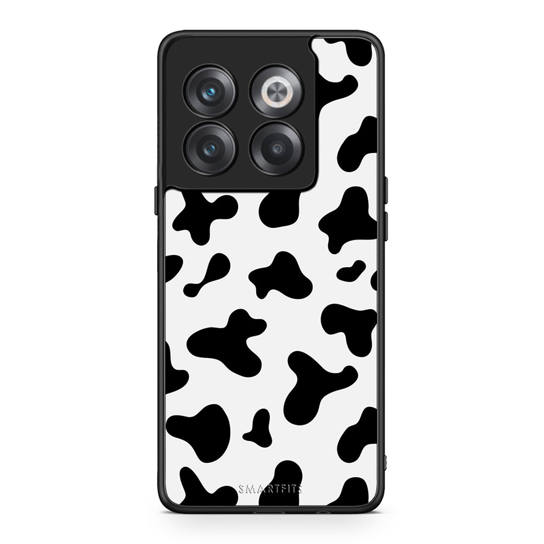 OnePlus 10T Cow Print θήκη από τη Smartfits με σχέδιο στο πίσω μέρος και μαύρο περίβλημα | Smartphone case with colorful back and black bezels by Smartfits