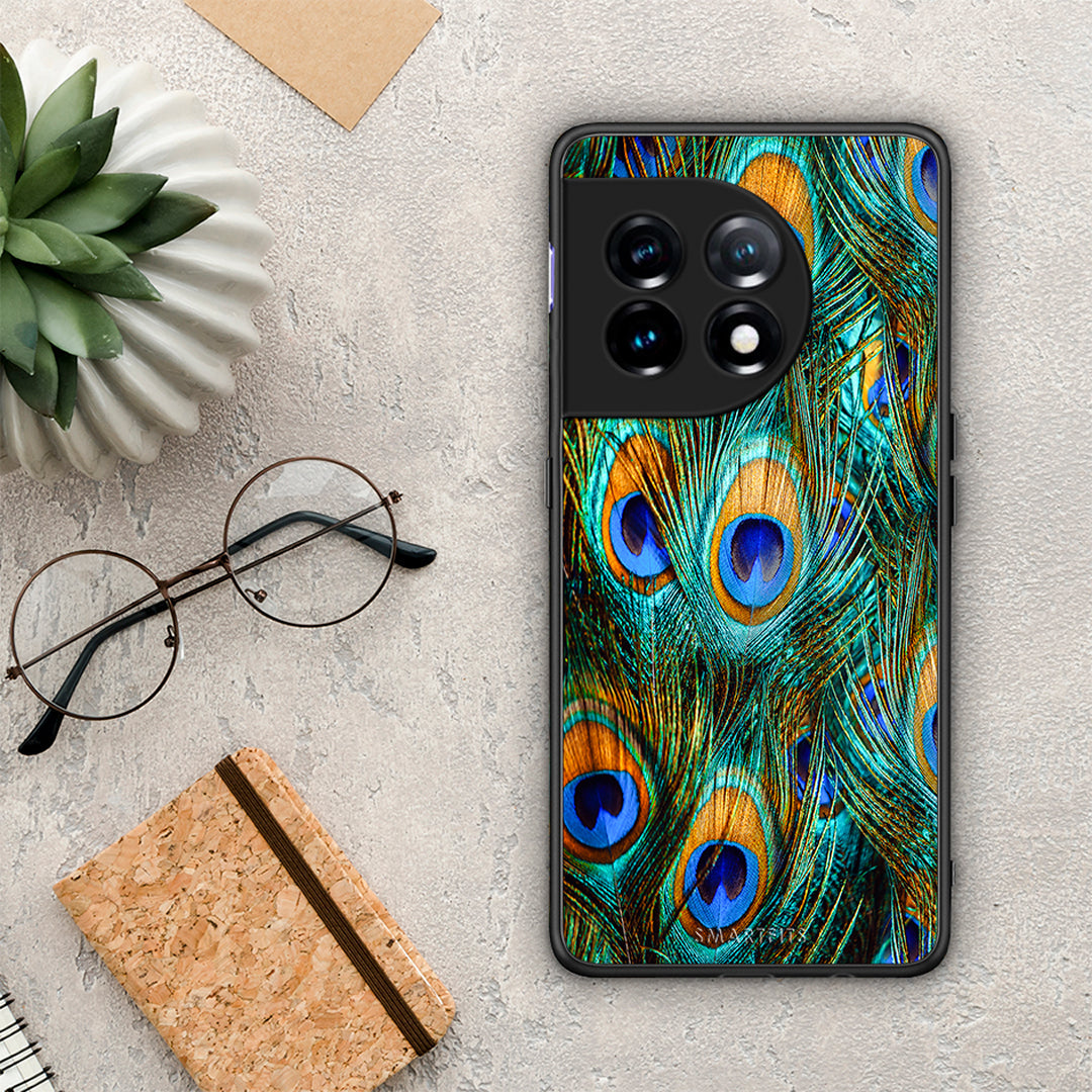 Θήκη OnePlus 11 5G Real Peacock Feathers από τη Smartfits με σχέδιο στο πίσω μέρος και μαύρο περίβλημα | OnePlus 11 5G Real Peacock Feathers Case with Colorful Back and Black Bezels