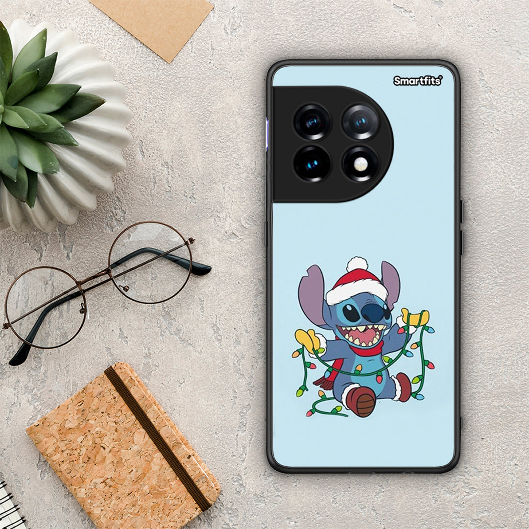 Θήκη OnePlus 11 5G Santa Stich από τη Smartfits με σχέδιο στο πίσω μέρος και μαύρο περίβλημα | OnePlus 11 5G Santa Stich Case with Colorful Back and Black Bezels