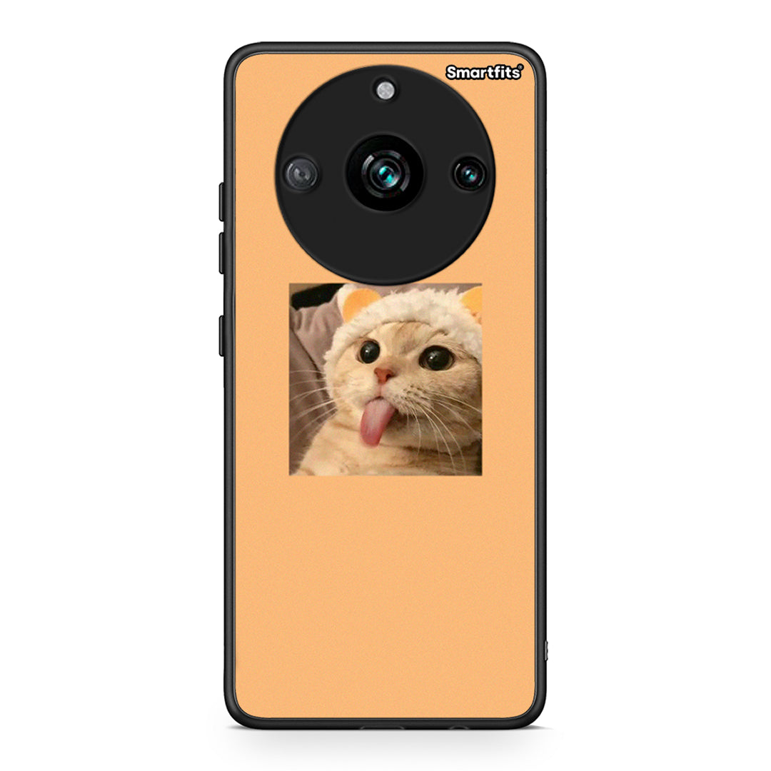 Realme 11 Pro+ Cat Tongue θήκη από τη Smartfits με σχέδιο στο πίσω μέρος και μαύρο περίβλημα | Smartphone case with colorful back and black bezels by Smartfits