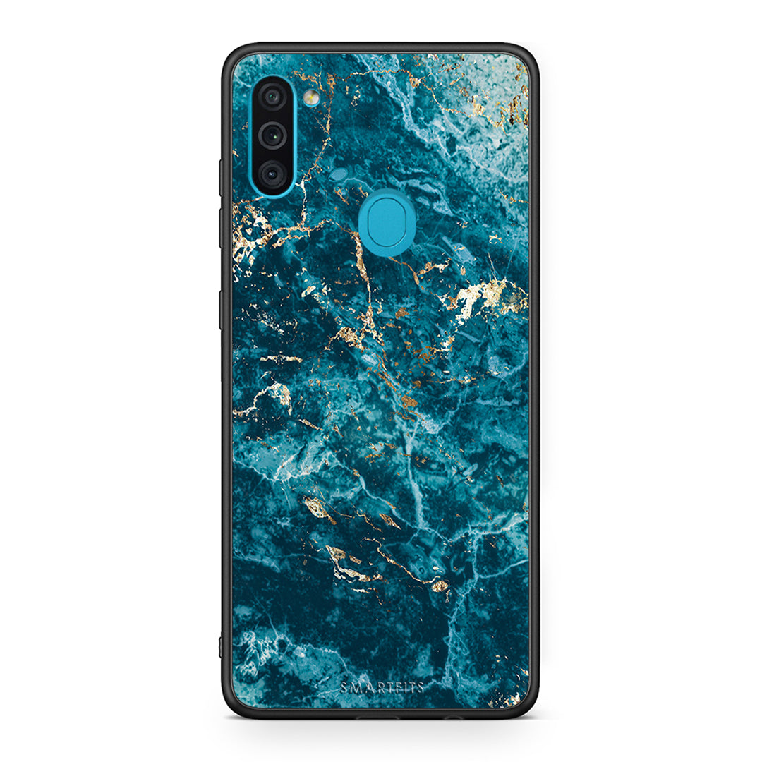 Samsung A11/M11 Marble Blue θήκη από τη Smartfits με σχέδιο στο πίσω μέρος και μαύρο περίβλημα | Smartphone case with colorful back and black bezels by Smartfits