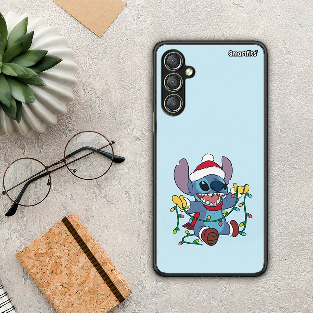 Θήκη Samsung Galaxy A24 4G Santa Stich από τη Smartfits με σχέδιο στο πίσω μέρος και μαύρο περίβλημα | Samsung Galaxy A24 4G Santa Stich Case with Colorful Back and Black Bezels