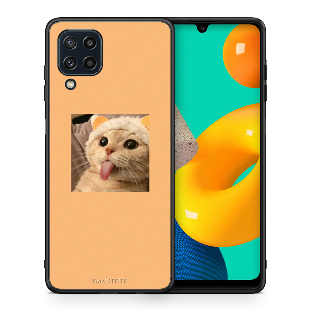 Θήκη Samsung M32 4G Cat Tongue από τη Smartfits με σχέδιο στο πίσω μέρος και μαύρο περίβλημα | Samsung M32 4G Cat Tongue case with colorful back and black bezels