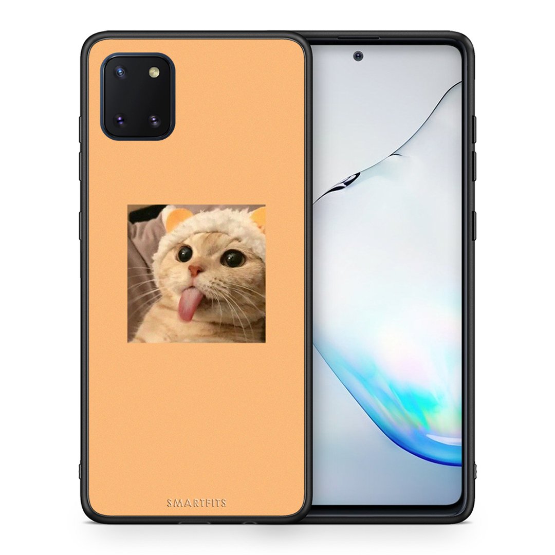 Θήκη Samsung Note 10 Lite Cat Tongue από τη Smartfits με σχέδιο στο πίσω μέρος και μαύρο περίβλημα | Samsung Note 10 Lite Cat Tongue case with colorful back and black bezels