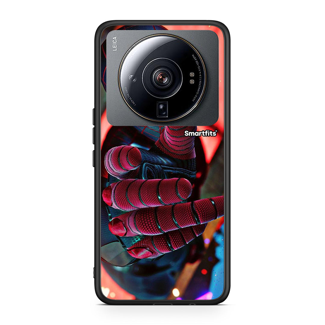 Xiaomi 12S Ultra Spider Hand θήκη από τη Smartfits με σχέδιο στο πίσω μέρος και μαύρο περίβλημα | Smartphone case with colorful back and black bezels by Smartfits