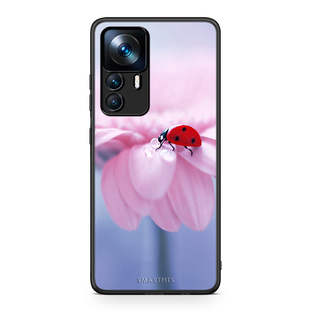 Xiaomi 12T / 12T Pro / K50 Ultra Ladybug Flower θήκη από τη Smartfits με σχέδιο στο πίσω μέρος και μαύρο περίβλημα | Smartphone case with colorful back and black bezels by Smartfits