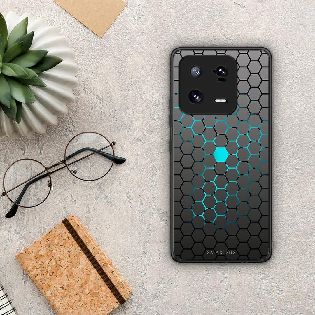 Θήκη Xiaomi 13 Geometric Hexagonal από τη Smartfits με σχέδιο στο πίσω μέρος και μαύρο περίβλημα | Xiaomi 13 Geometric Hexagonal Case with Colorful Back and Black Bezels