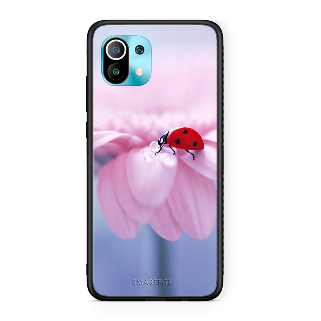 Xiaomi Mi 11 Ladybug Flower θήκη από τη Smartfits με σχέδιο στο πίσω μέρος και μαύρο περίβλημα | Smartphone case with colorful back and black bezels by Smartfits