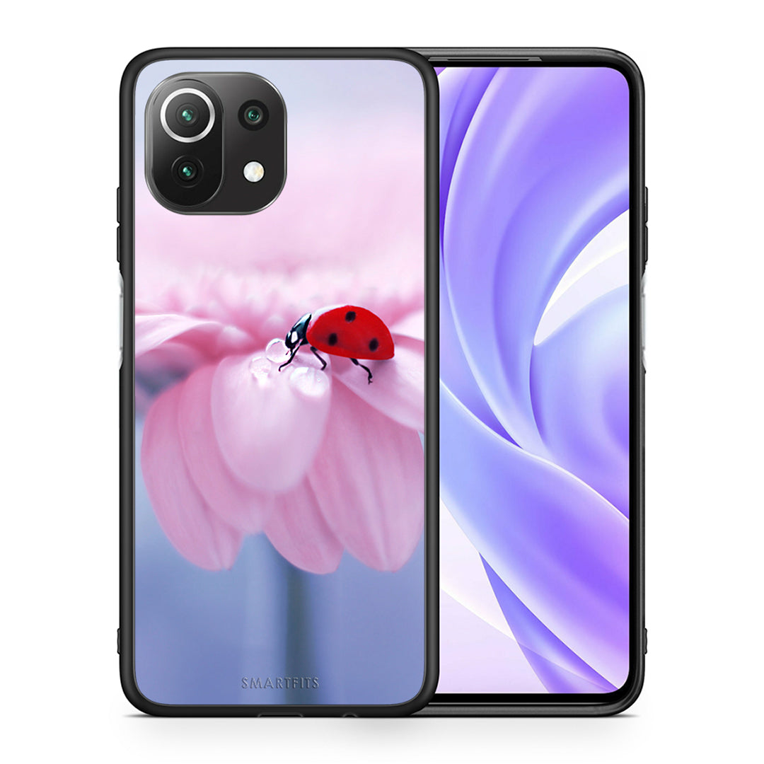 Θήκη Xiaomi 11 Lite/Mi 11 Lite Ladybug Flower από τη Smartfits με σχέδιο στο πίσω μέρος και μαύρο περίβλημα | Xiaomi 11 Lite/Mi 11 Lite Ladybug Flower case with colorful back and black bezels