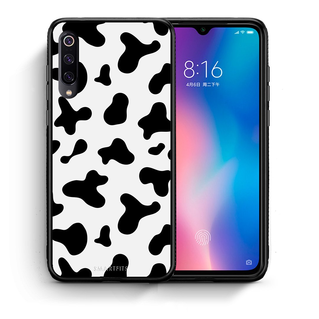 Θήκη Xiaomi Mi 9 Cow Print από τη Smartfits με σχέδιο στο πίσω μέρος και μαύρο περίβλημα | Xiaomi Mi 9 Cow Print case with colorful back and black bezels