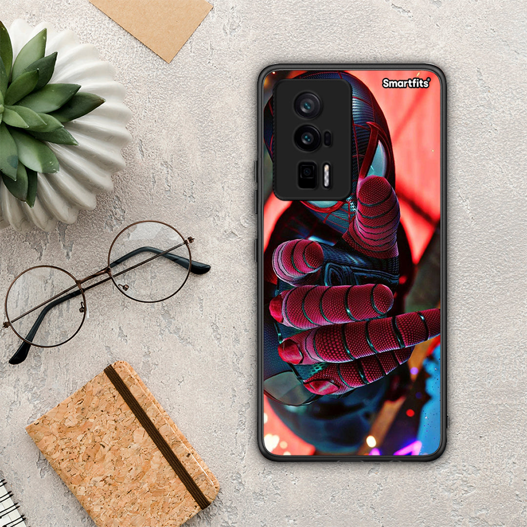 Θήκη Xiaomi Poco F5 Pro / Redmi K60 Pro Spider Hand από τη Smartfits με σχέδιο στο πίσω μέρος και μαύρο περίβλημα | Xiaomi Poco F5 Pro / Redmi K60 Pro Spider Hand Case with Colorful Back and Black Bezels