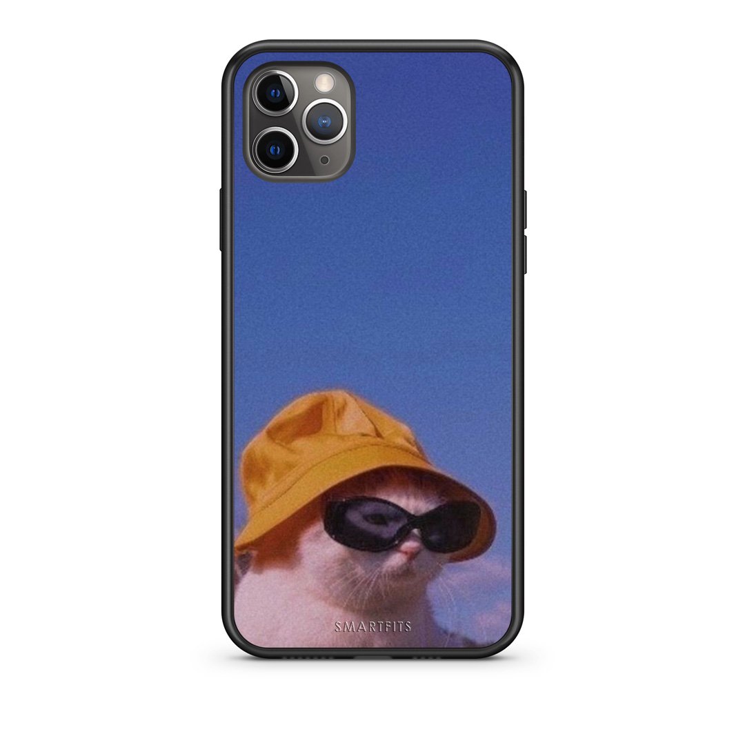 iPhone 11 Pro Cat Diva θήκη από τη Smartfits με σχέδιο στο πίσω μέρος και μαύρο περίβλημα | Smartphone case with colorful back and black bezels by Smartfits