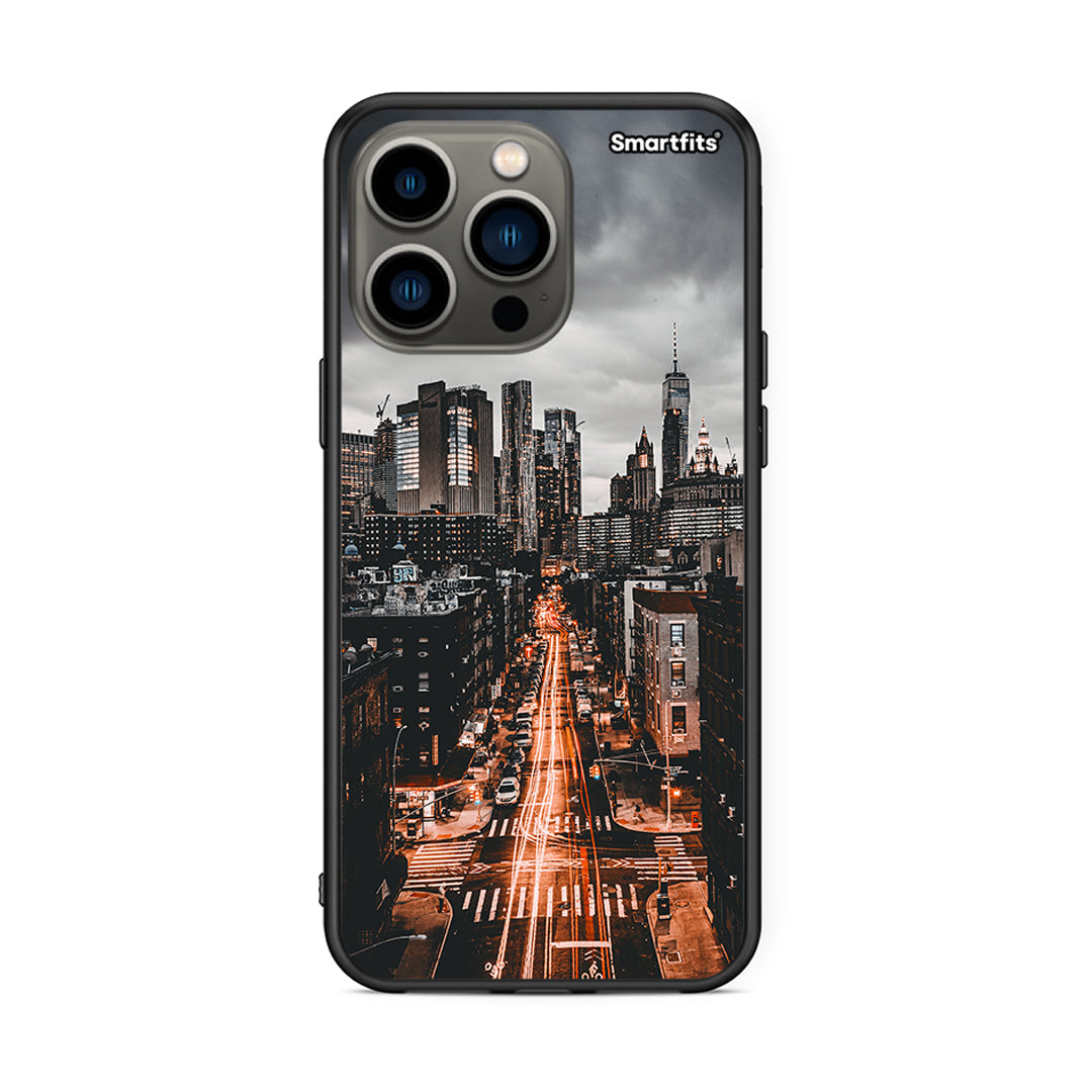 iPhone 13 Pro City Lights θήκη από τη Smartfits με σχέδιο στο πίσω μέρος και μαύρο περίβλημα | Smartphone case with colorful back and black bezels by Smartfits
