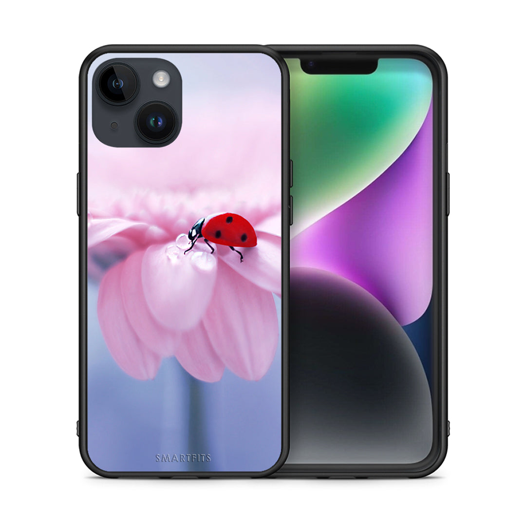 Θήκη iPhone 15 Ladybug Flower από τη Smartfits με σχέδιο στο πίσω μέρος και μαύρο περίβλημα | iPhone 15 Ladybug Flower case with colorful back and black bezels