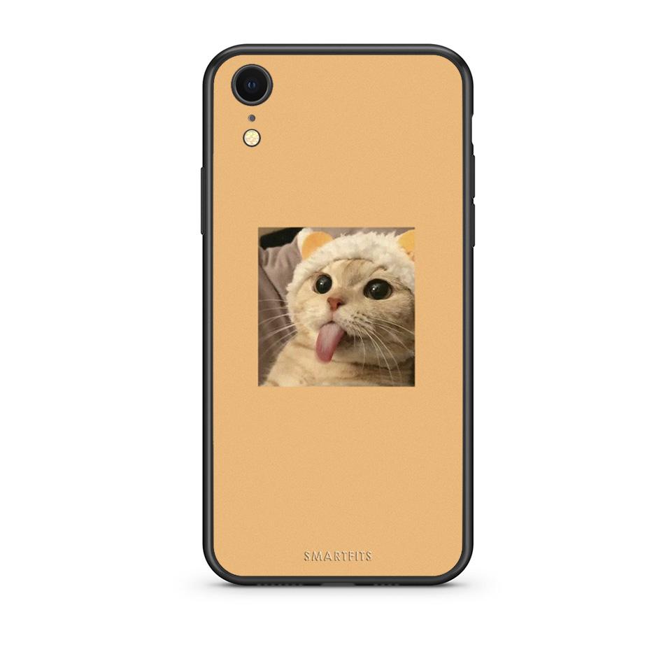 iphone xr Cat Tongue θήκη από τη Smartfits με σχέδιο στο πίσω μέρος και μαύρο περίβλημα | Smartphone case with colorful back and black bezels by Smartfits