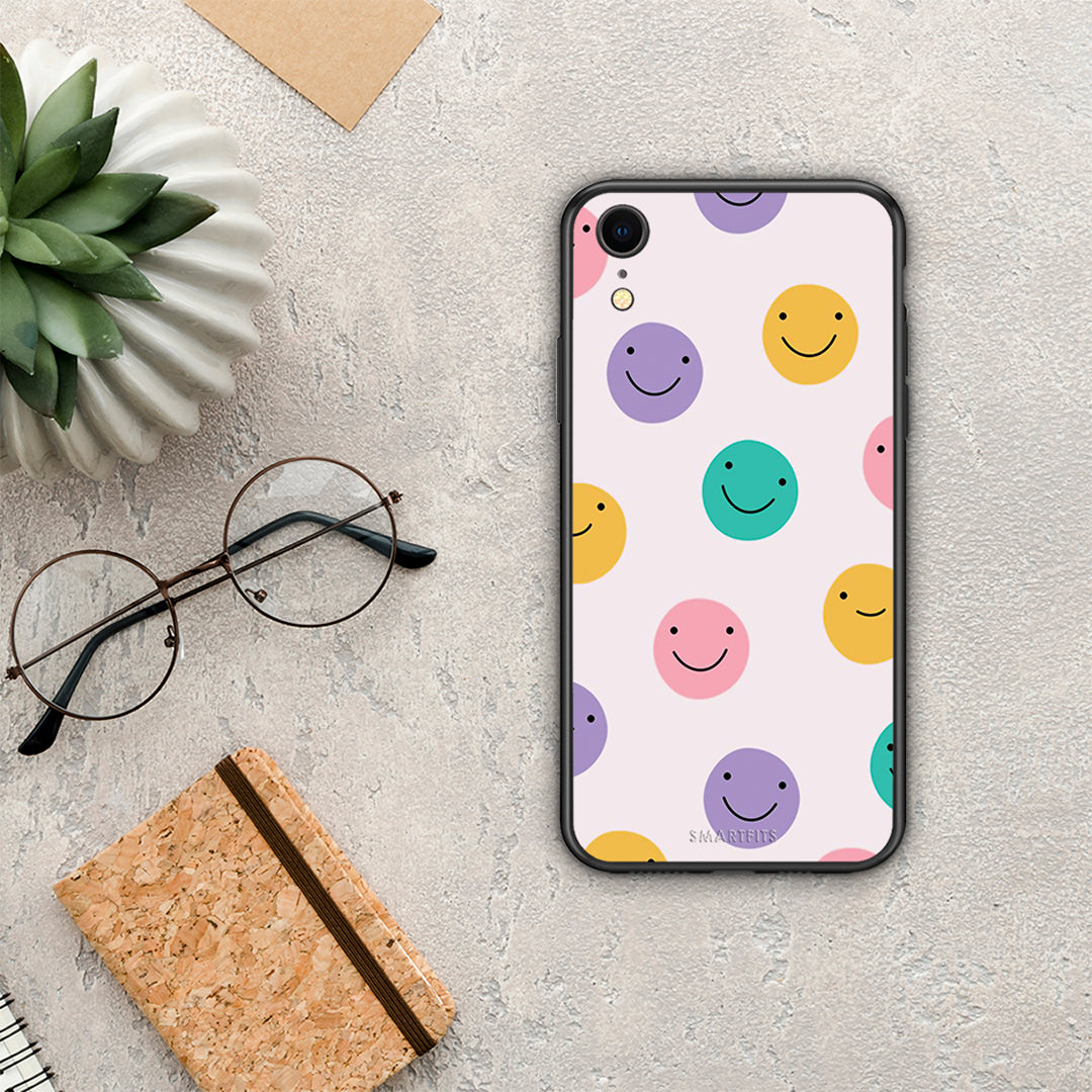 Smiley Faces - iPhone XR case 
